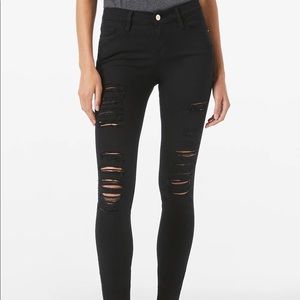 FRAME Denim. Le Skinny de Jeanne. Size 25.